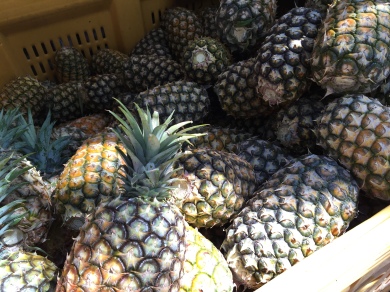 3496-pineapples